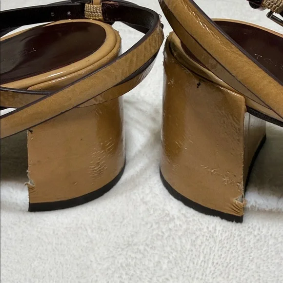 Tory Burch Gigi Tan Leather Ankle-Strap Sandals with Silver Logo Plate - Picture 7 of 7